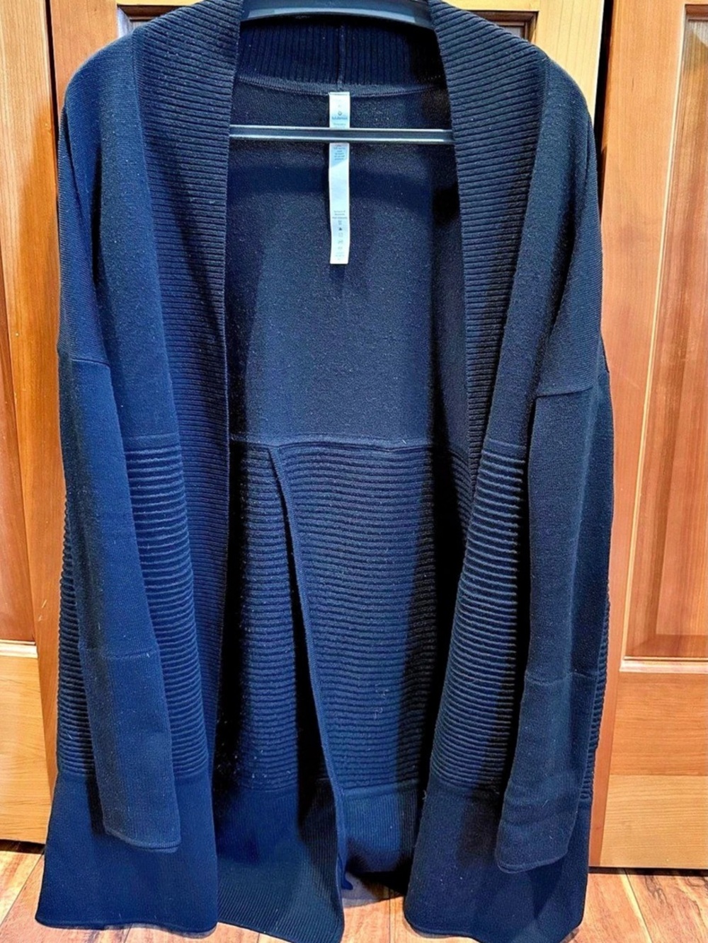 Lululemon Merino Wrap Cardigan 6 Black